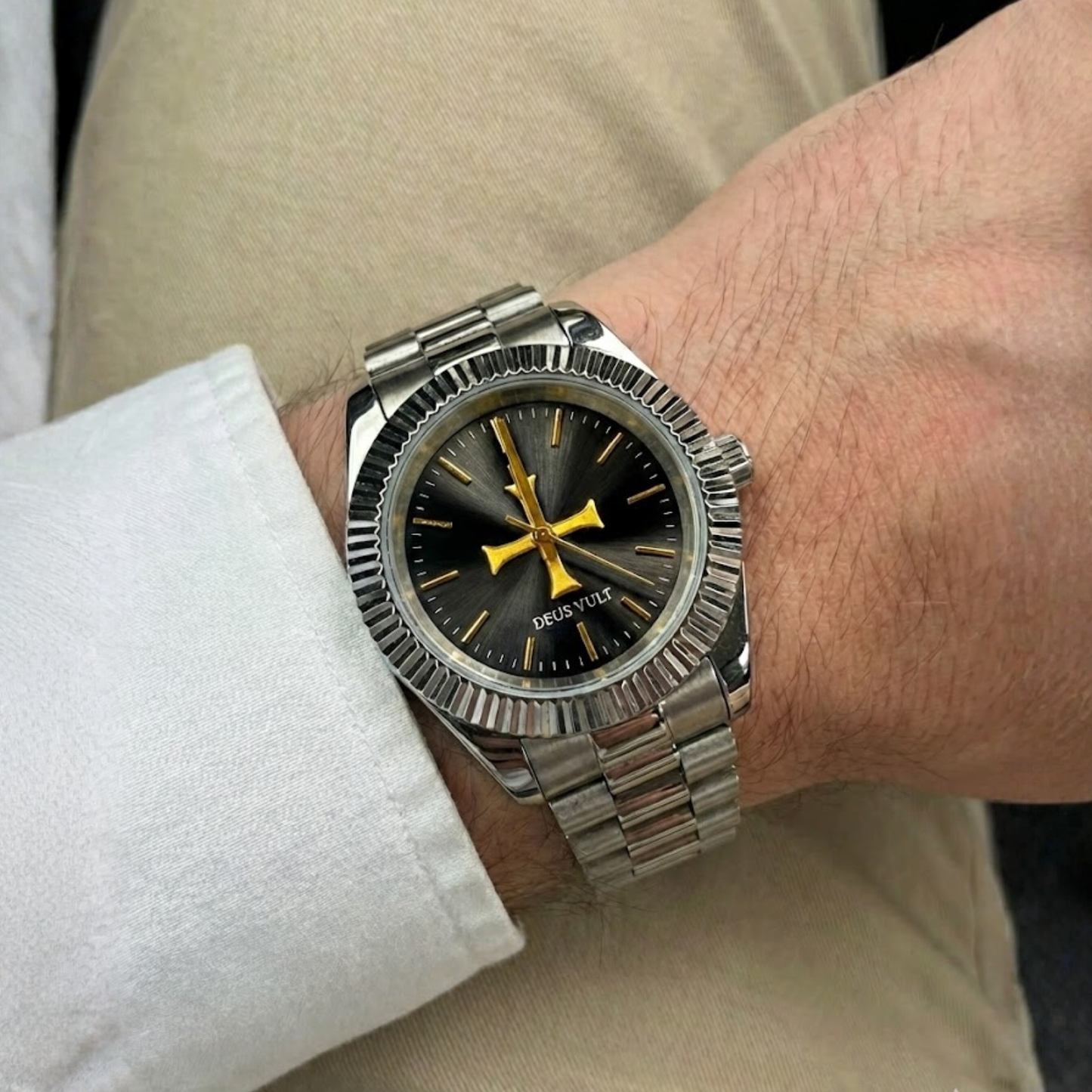 Deus Vult (Pre-Order)